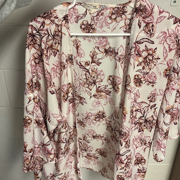 Pink Republic Floral Kimono - Picture 5 of 5